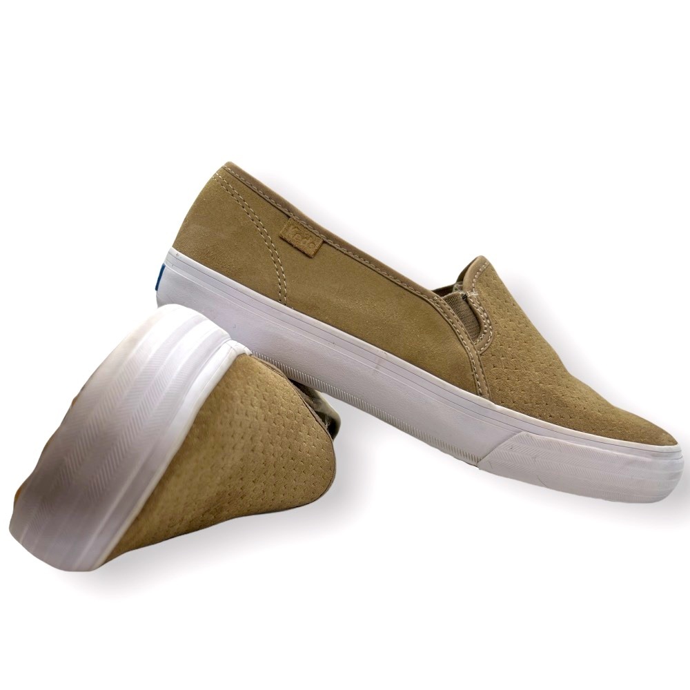 Women’s Keds Suede slip on boat shoes